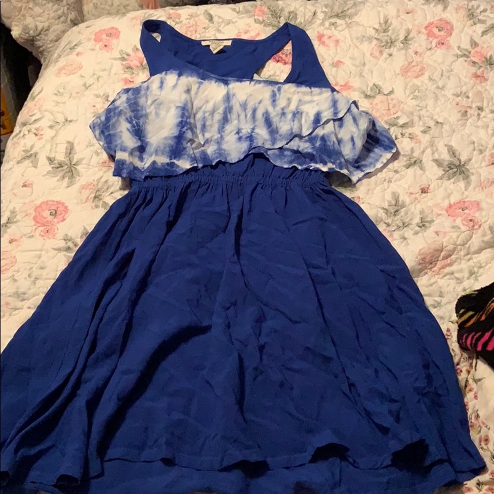 Flows dress